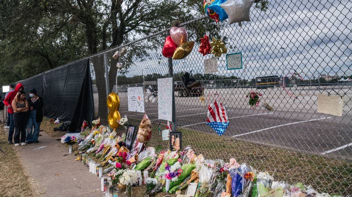 Memorials for Astroworld victims in 2021