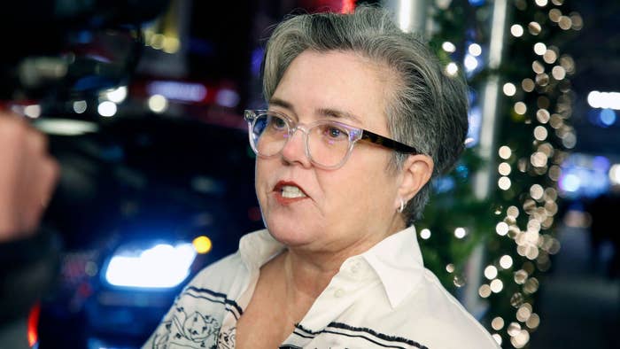 Rosie O'Donnell apologizes for mistake