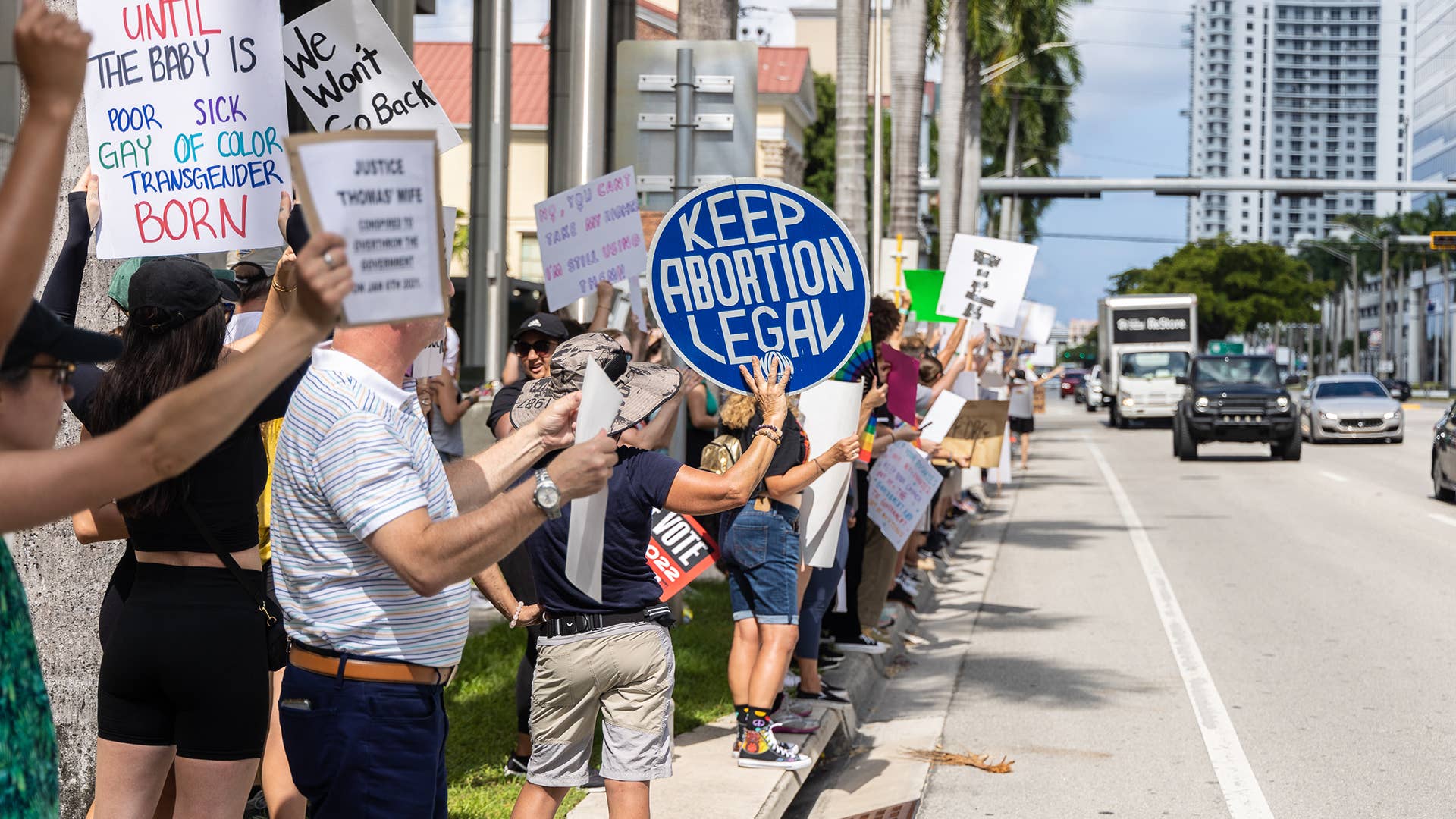 Protests against Ron DeSantis' ban on abortion in Florida