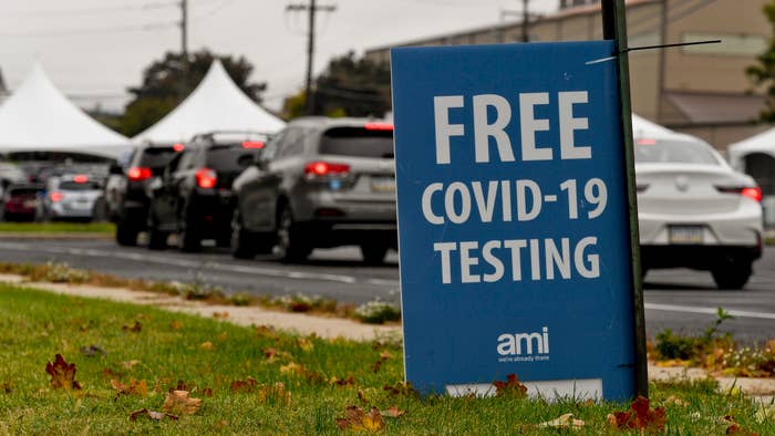 A sign that reads &quot;Free COVID 19 Testing&quot;.