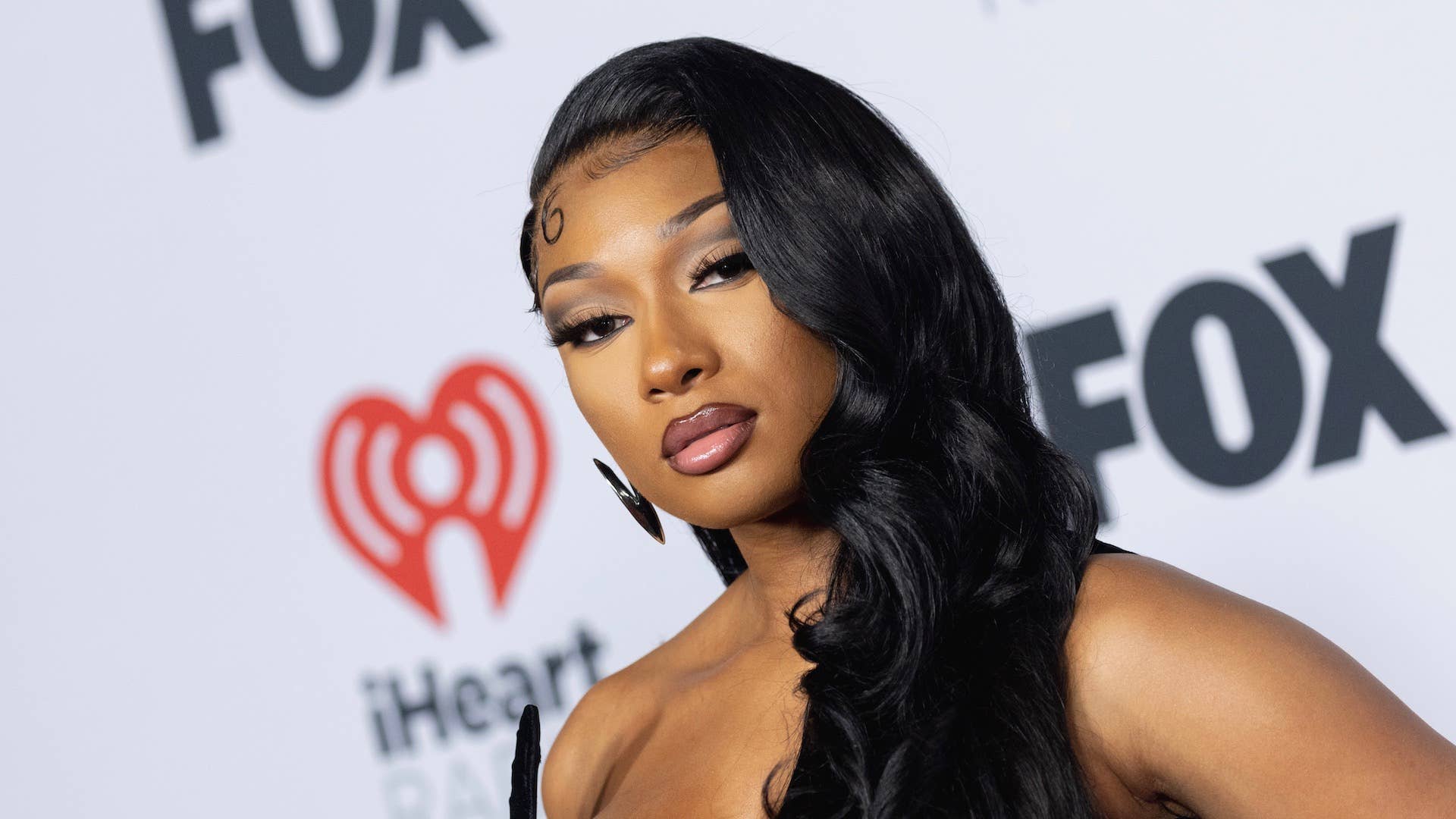 egan Thee Stallion arrives at the 2022 iHeartRadio music awards