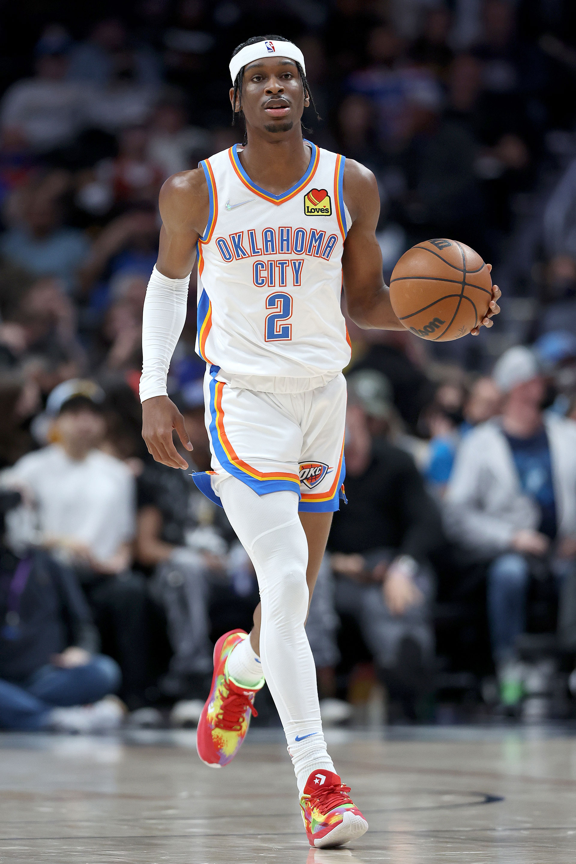 Shai Gilgeous-Alexander #2 of the Oklahoma City Thunder dribbles during game