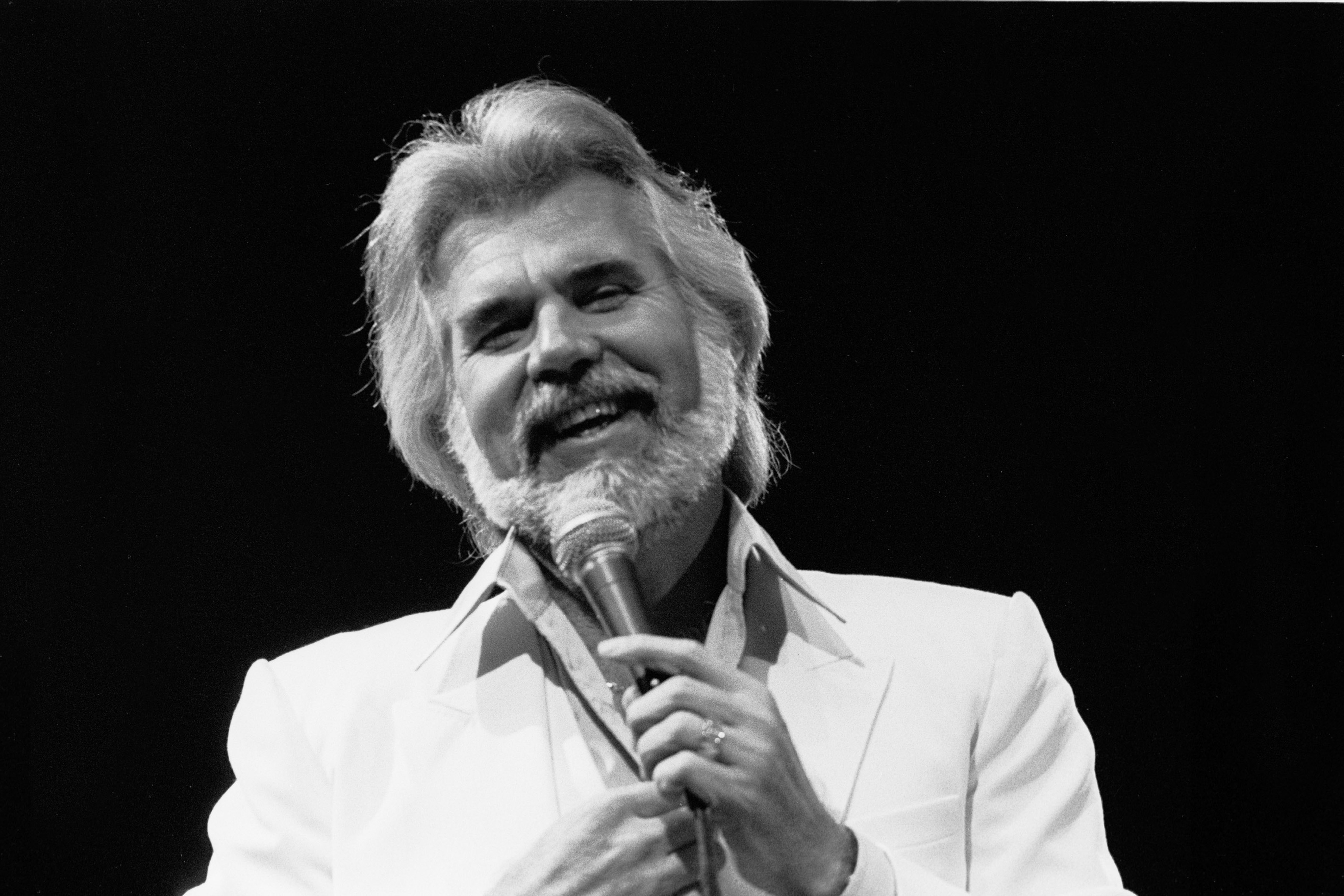 Meaning of Islands in the Stream by Kenny Rogers