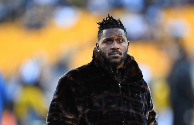 Antonio Brown's Feet Reportedly Suffered Frostbite From Cryotherapy ...