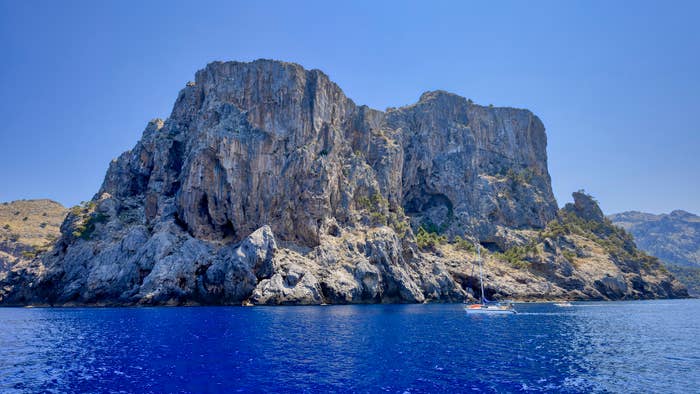 Photograph of cliffs in northern Majorca