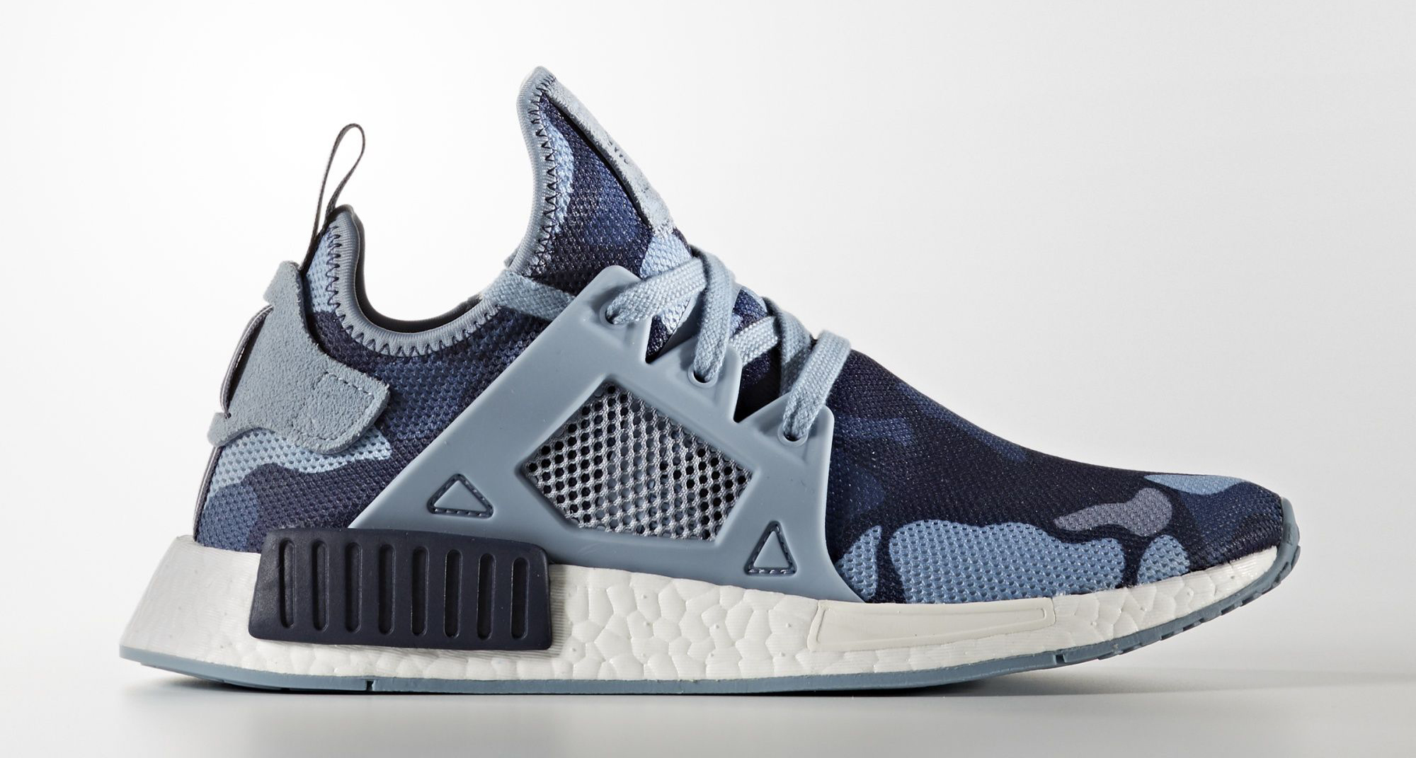 Adidas camo 2025 nmd xr1