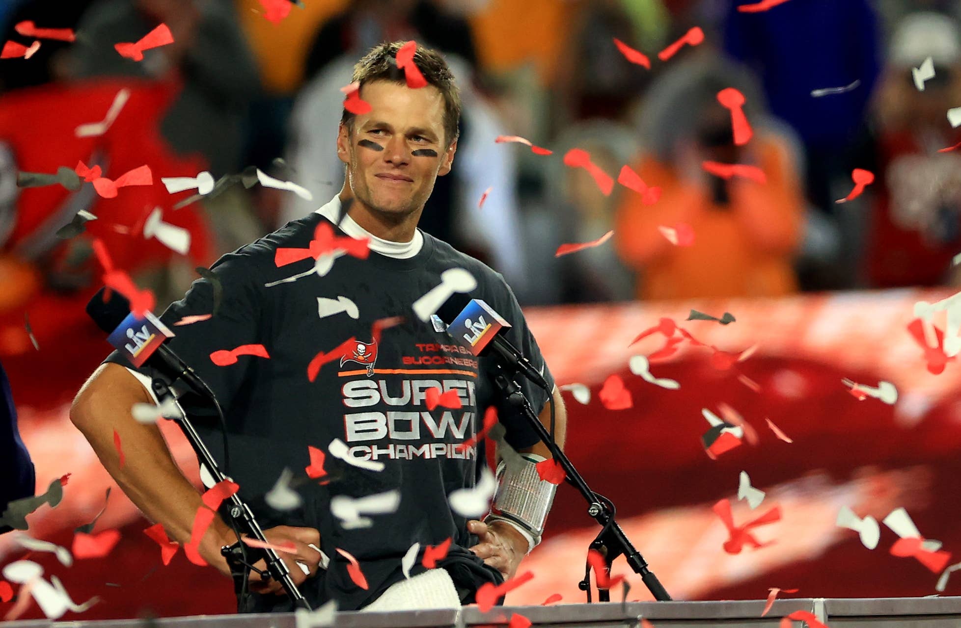 Tom Brady Jokes About Election Results as Buccaneers Visit White