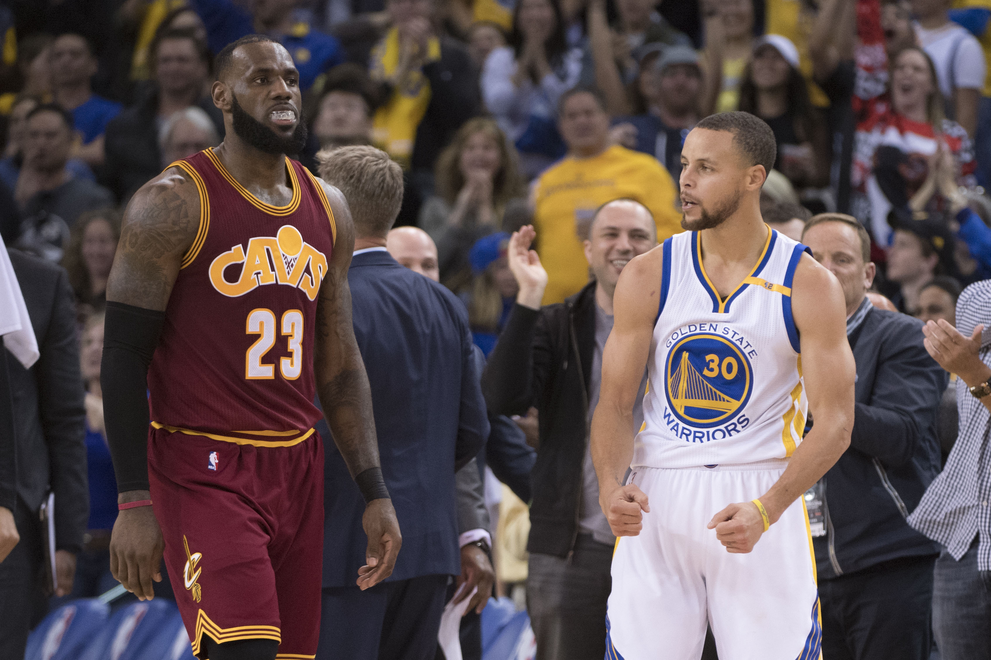 LeBron James Steph Curry Cavs Warriors Jan 2017 Oakland