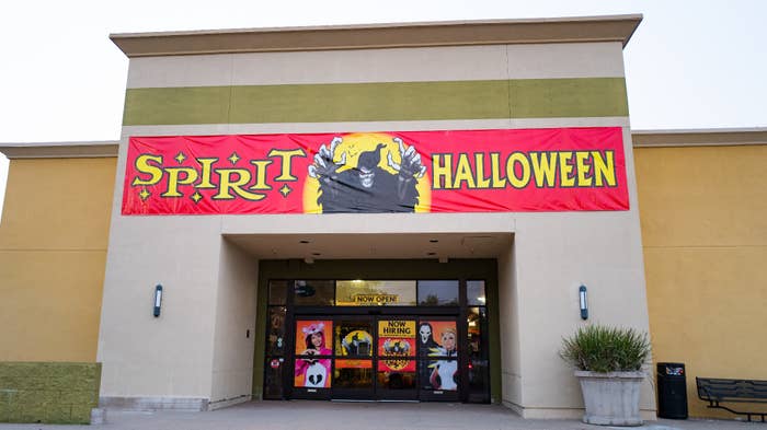 Facade of seasonal Spirit Halloween store at a shopping center.
