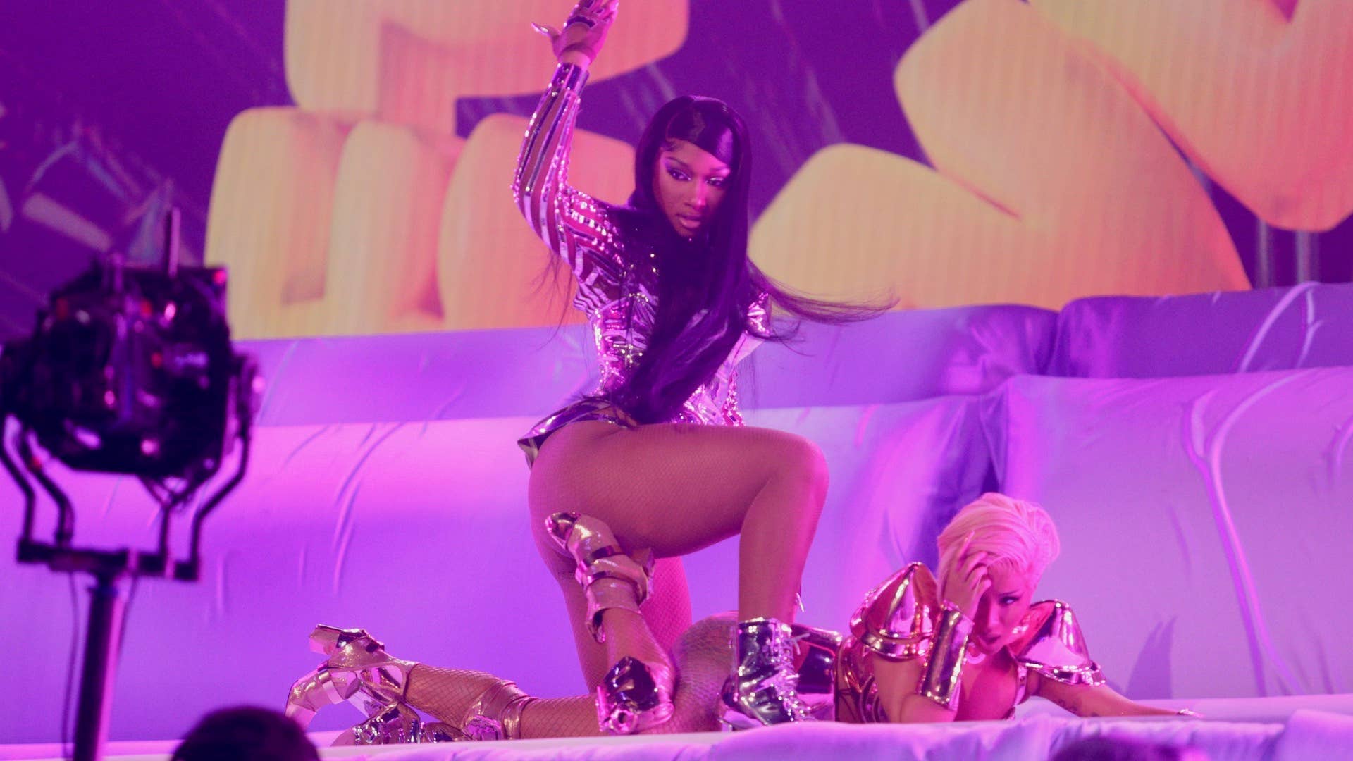 32 Best Twerking Anthems