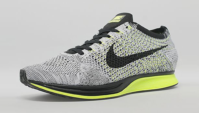 Nike flyknit 2025 racer sizing