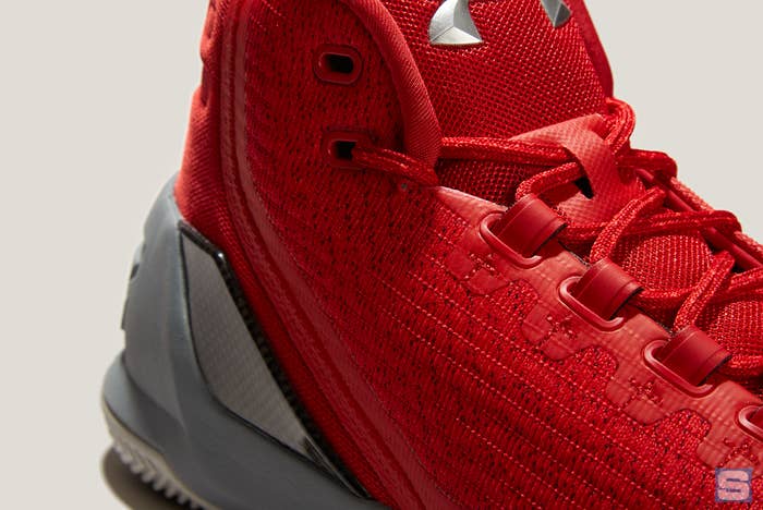 Red Under Armour Curry 3