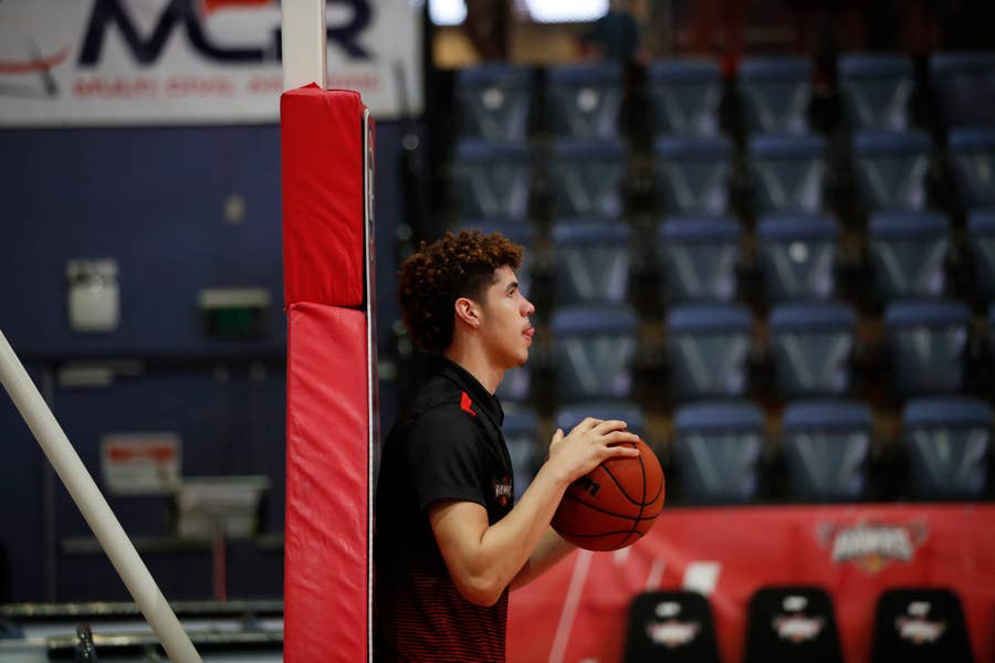 Detroit Pistons Get Splashy LaMelo Ball In NBA Mock Draft