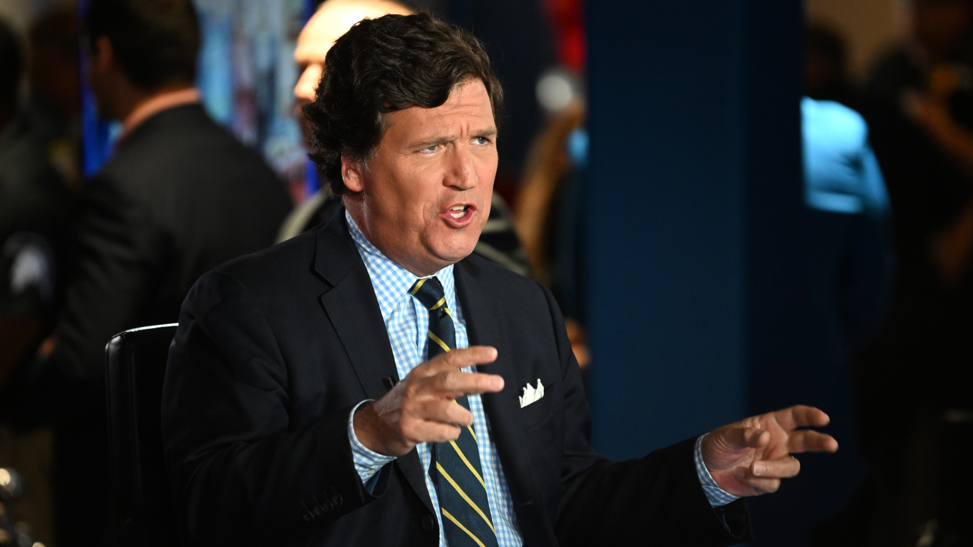 Tucker Carlson Exits Fox News Following Settlement In Lawsuit Over 2020 ...