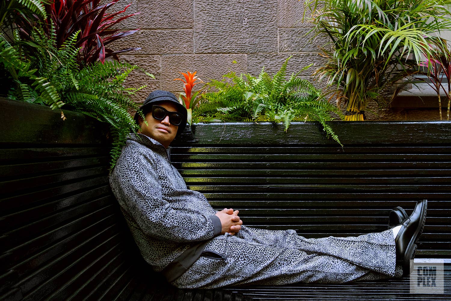 Listening to Neptunes Hits With Chad Hugo | Complex