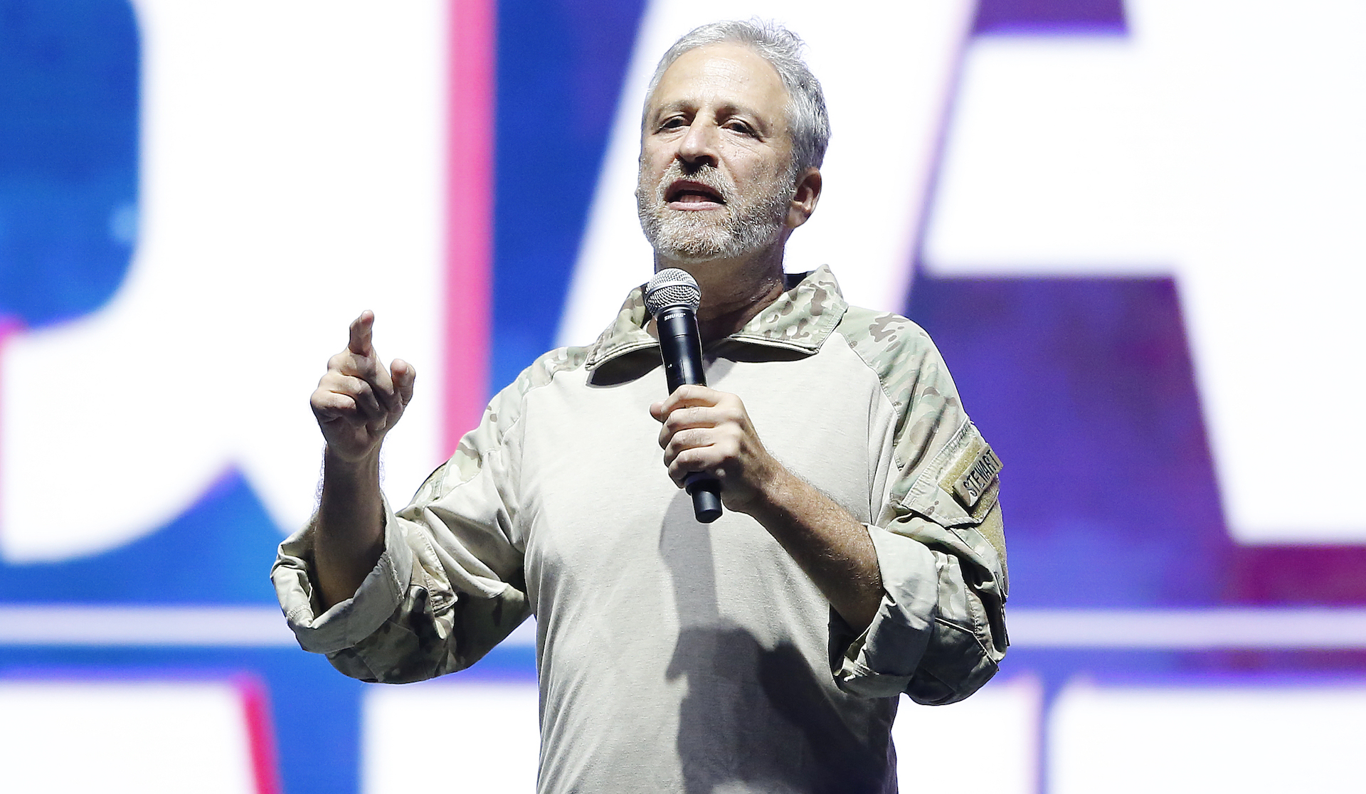 Jon Stewart Addresses Suggestion He Should Run For President In 2024   Jon Stewart Presidential Run 