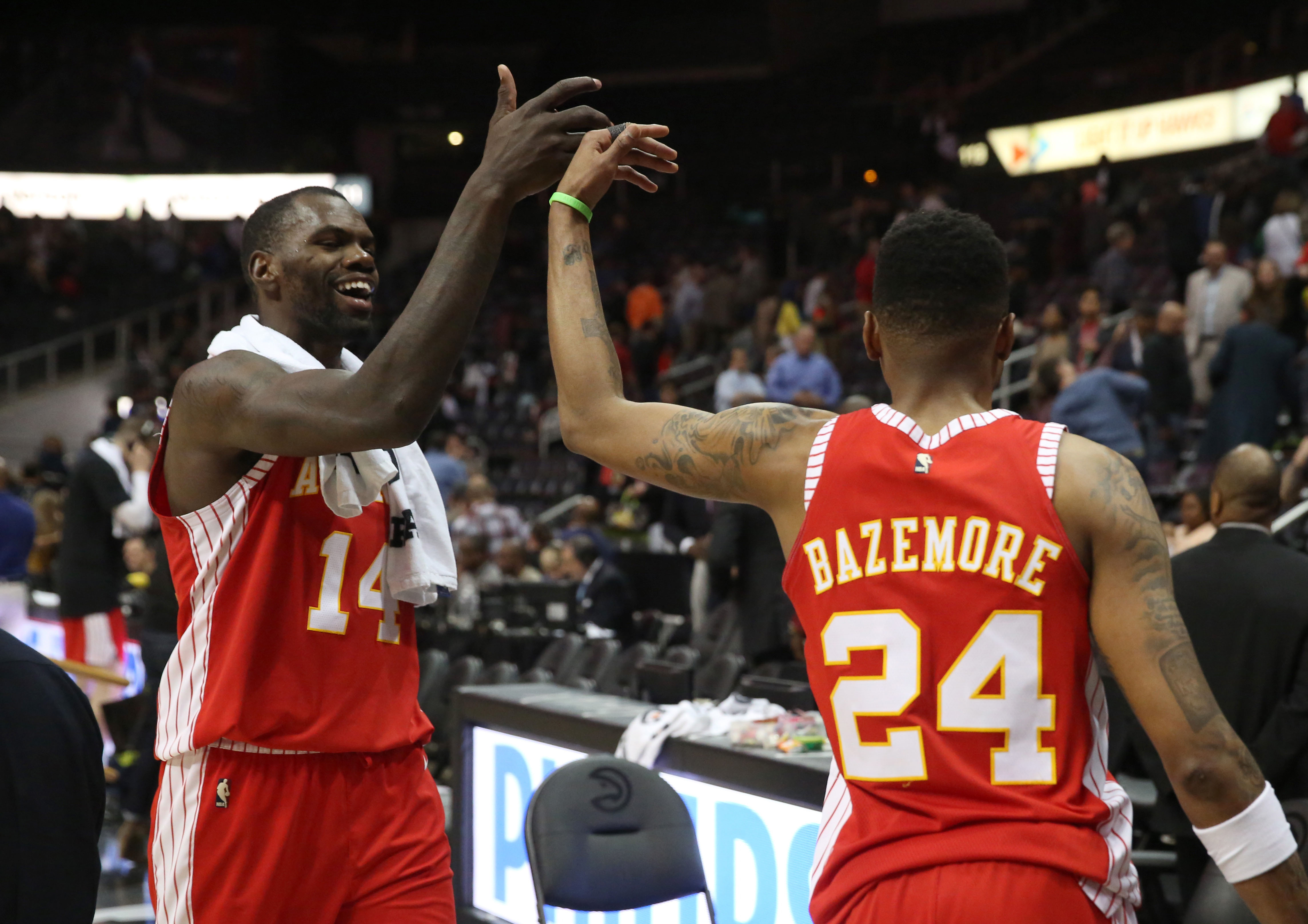 Dewayne Dedmon Kent Bazemore Hawks 2018