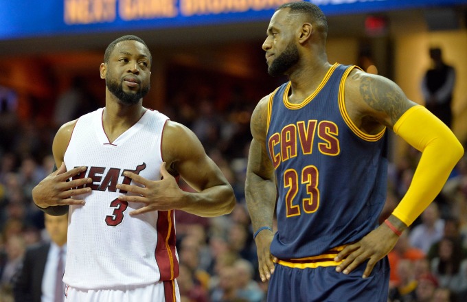 Dwyane Wade Follows Cavaliers Fan on Twitter After He Tweets Photo