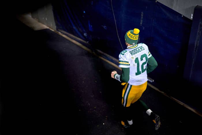 Aaron Rodgers Tunnel Packers Bears 2021