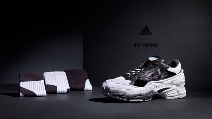 Raf Simons x Adidas Replicant Ozweego B22512 1