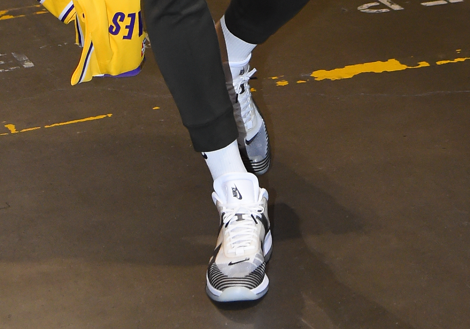 Best NBA Tunnel Kicks 12/25 8