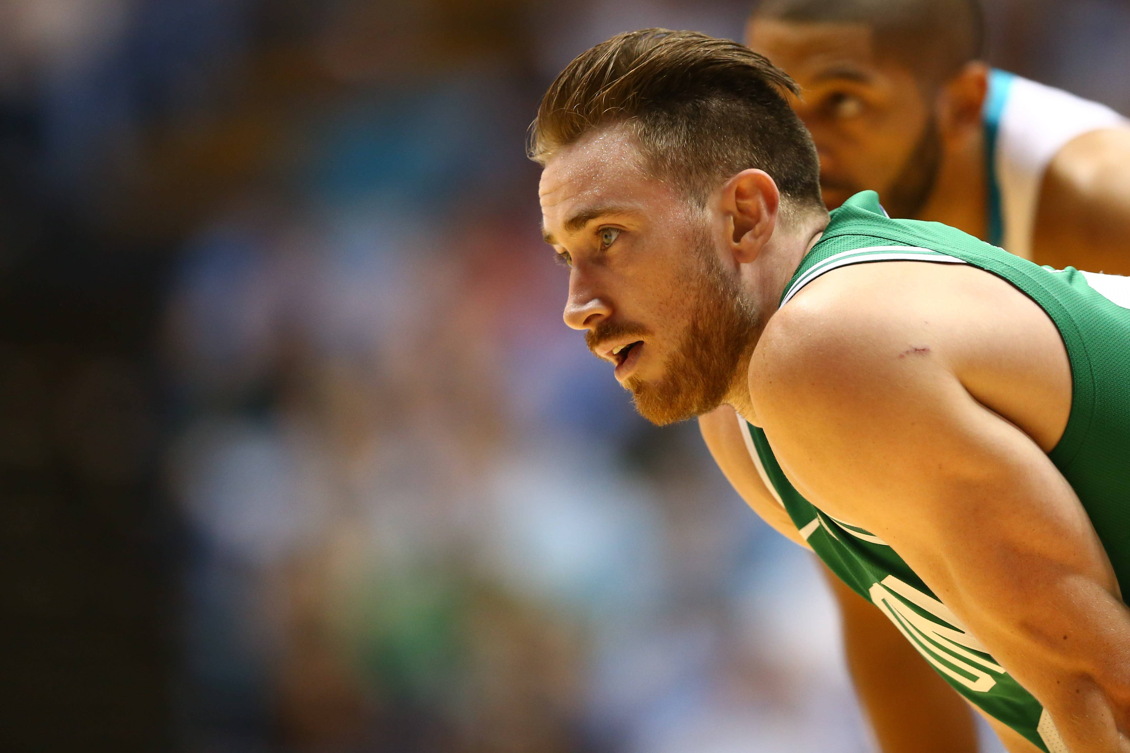 Celtics star Gordon Hayward breaks hand; out indefinitely