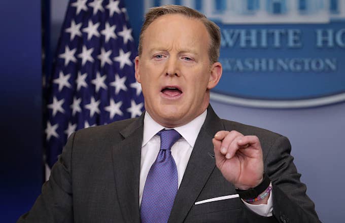 White House Press Secretary Sean Spicer reacts to reporters&#x27; questions