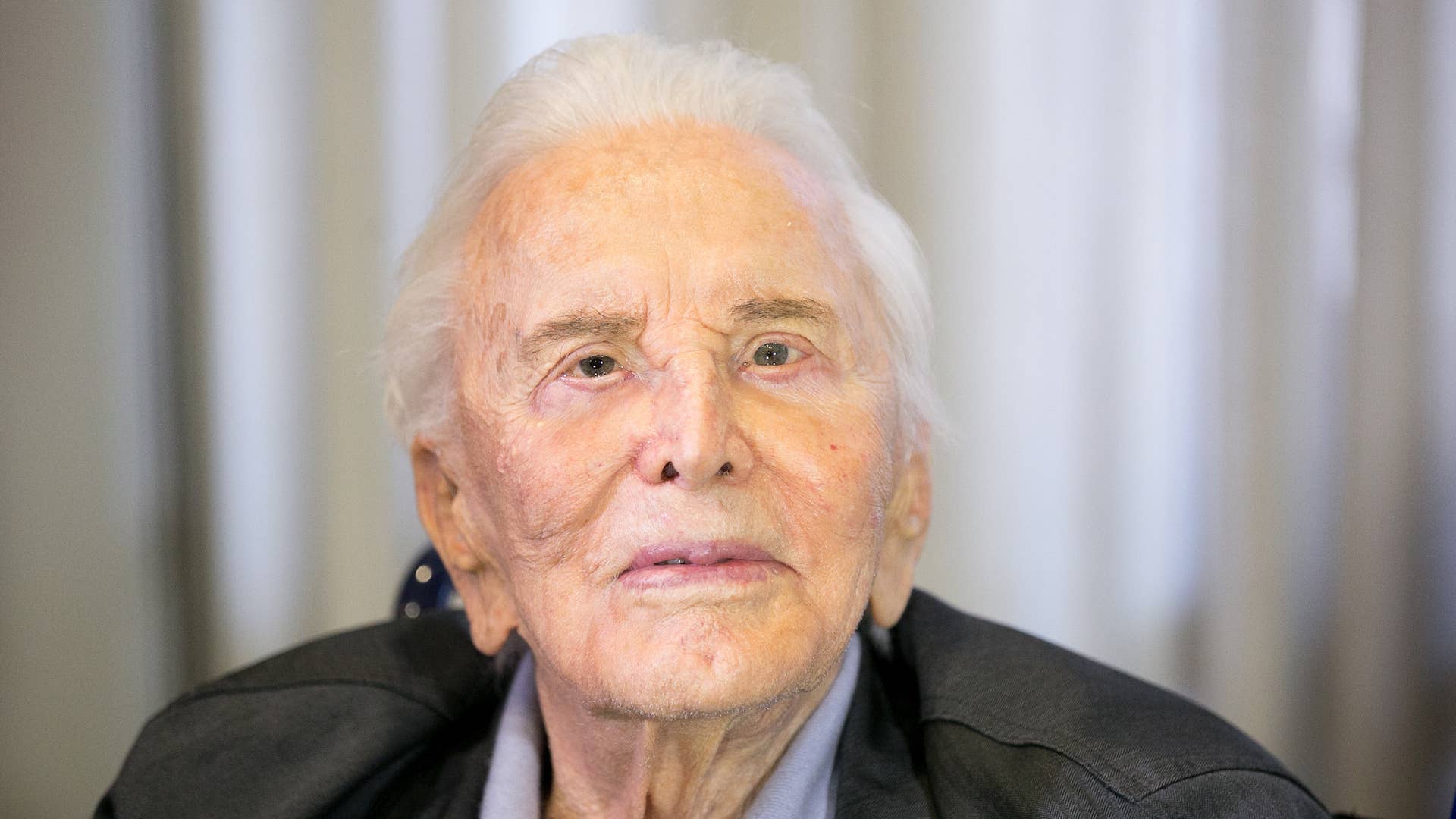Kirk Douglas attends the 25th Anniversary of The Anne Douglas Center.