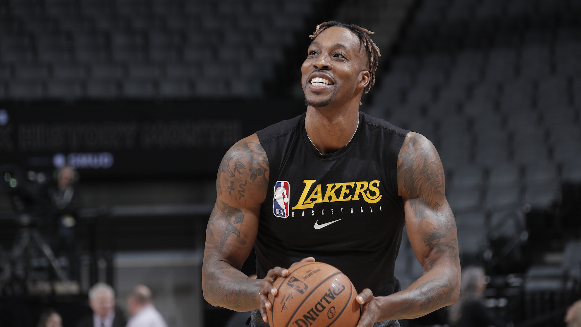 Dwight Howard Surprises Fan With IG Live Chat Discussing Life