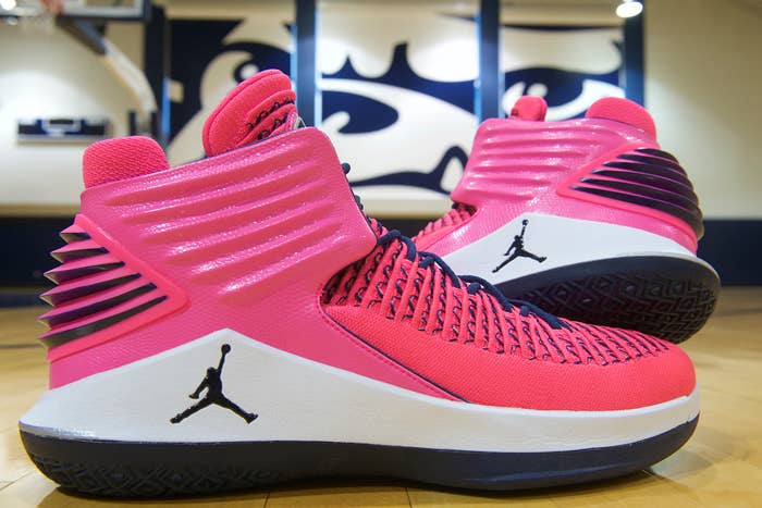 Air Jordan 32 Pink Georgetown Men Against Breast Cancer PE Profile