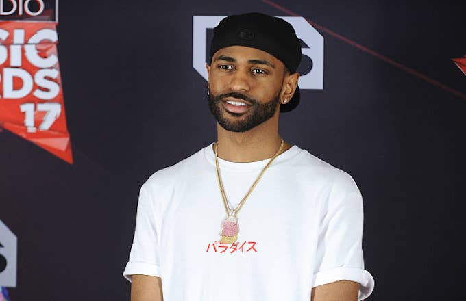 Rapper Big Sean poses in the press room at the 2017 iHeartRadio Music Awards
