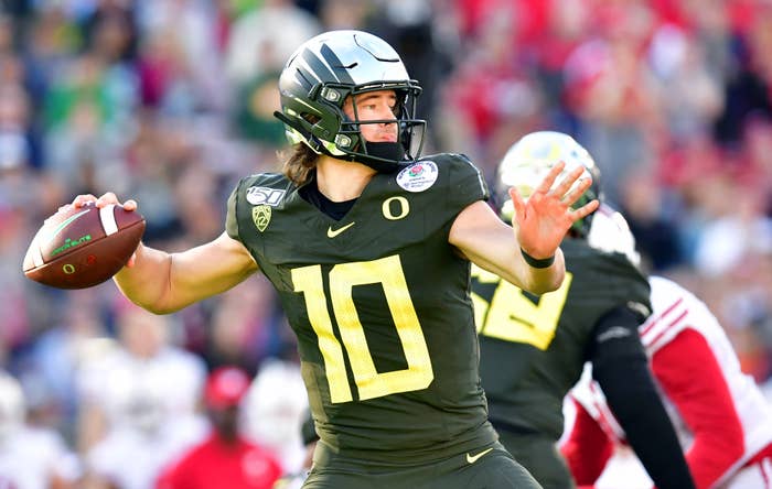 Justin Herbert Oregon Wisconsin 2020