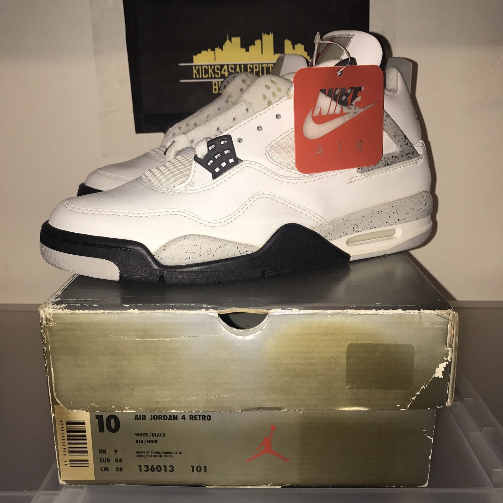 Air Jordan 4 &quot;White Cement&quot; (1999)