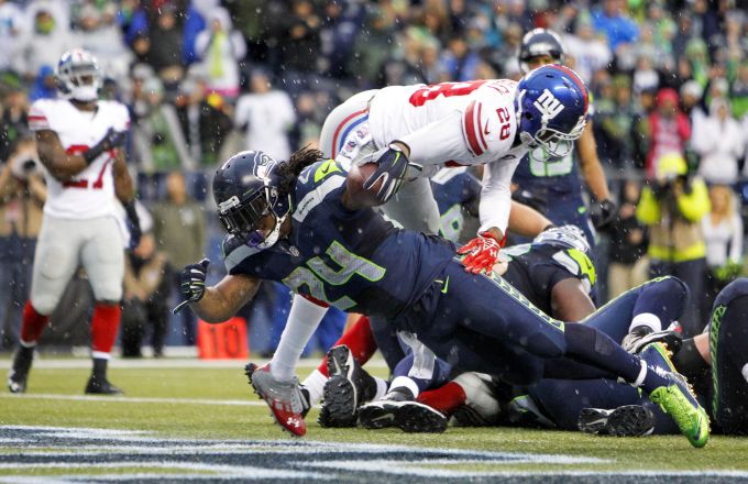 Beast Mode: Marshawn Lynch runs for 4 TDs, Seahawks run past Giants 38-17