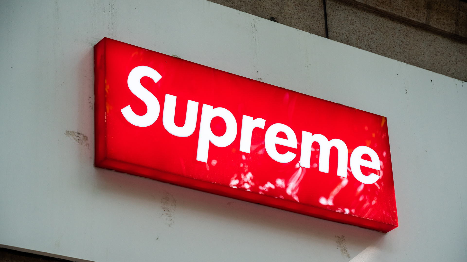 Supreme Logo Font