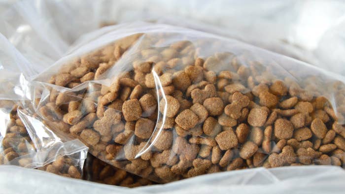 New Hampshire woman reports gifts in luggage replaced by dog food