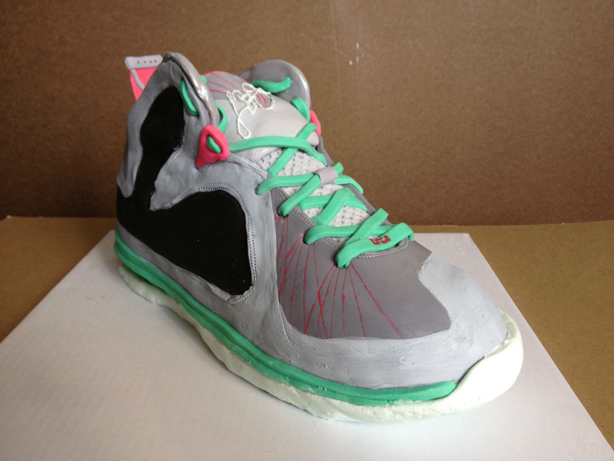 Nike LeBron 9 GS South Beach Sneaker Cake