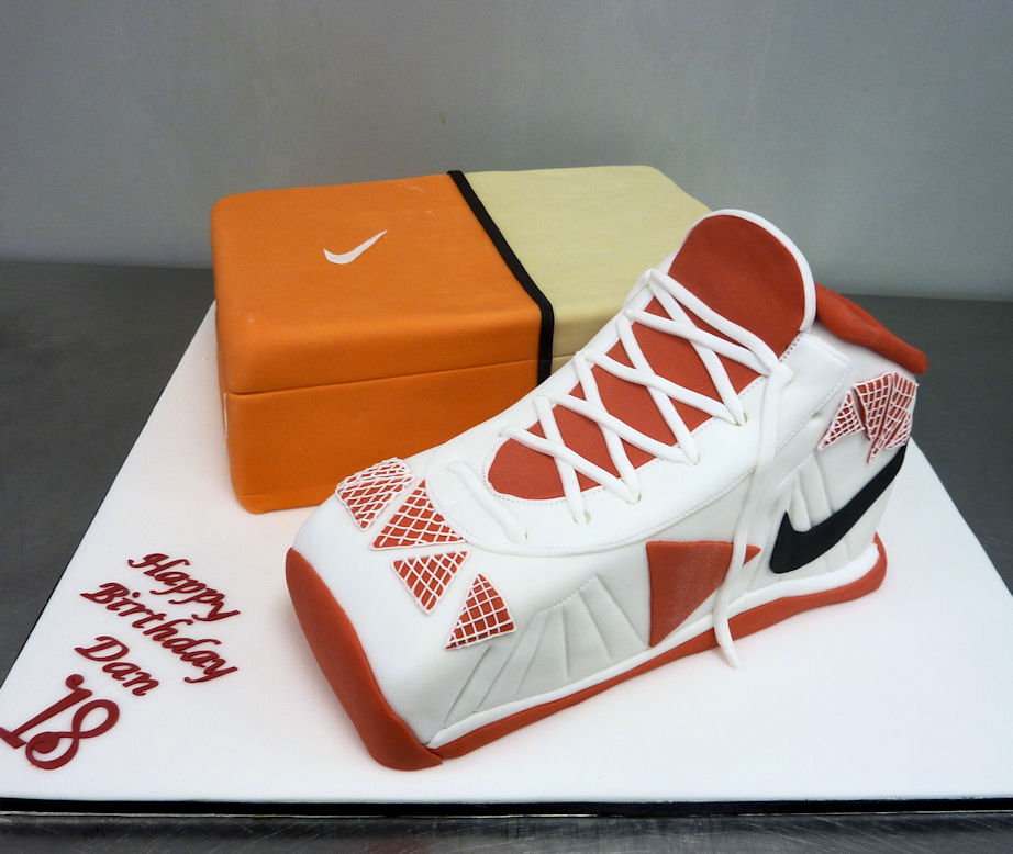 Nike LeBron 8 P.S. Sneaker Cake