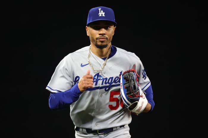 Mookie Betts Dodgers Mariners 2021