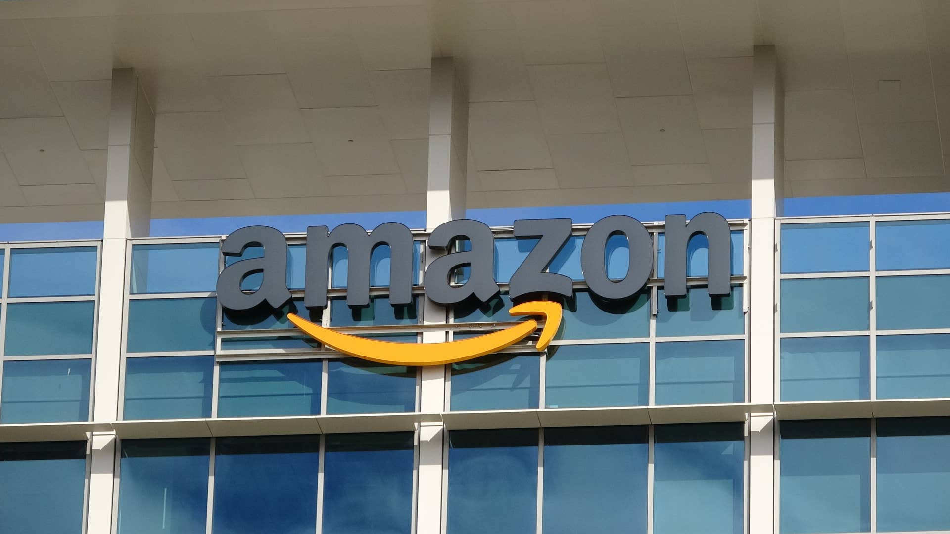 Amazon logo