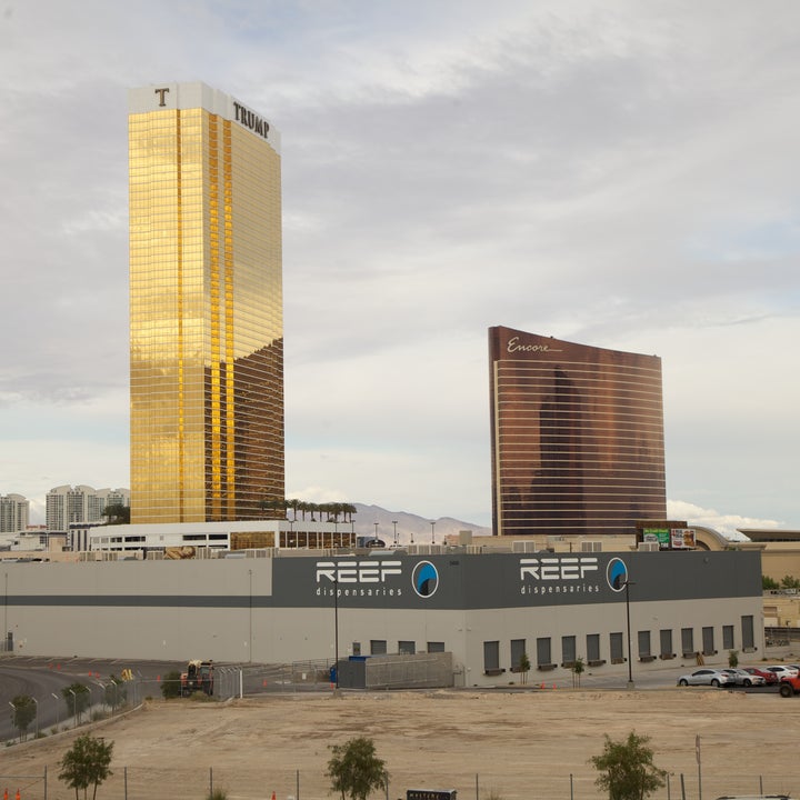 Breaking Bud Inside the Massive Las Vegas Dispensary That Grows Wiz