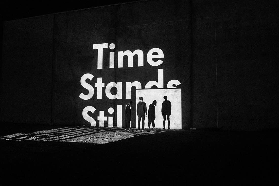 Ta ku 823 'Time Stands Still' collection