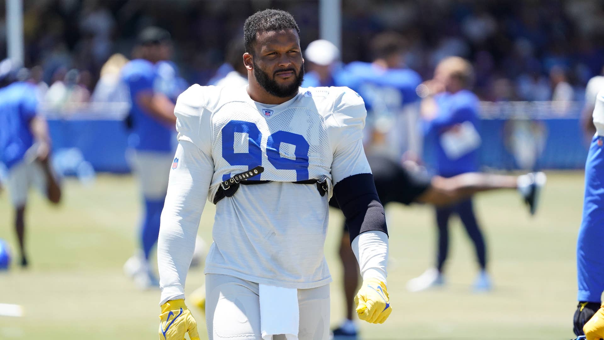 Aaron Donald works out during the Los Angeles Rams Training Camp.