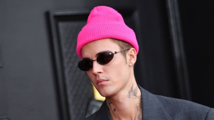 Justin Bieber arrives for the 64th Annual Grammy Awards