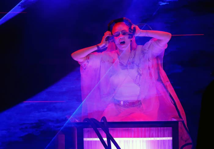 Grimes performing at Video Game Awards