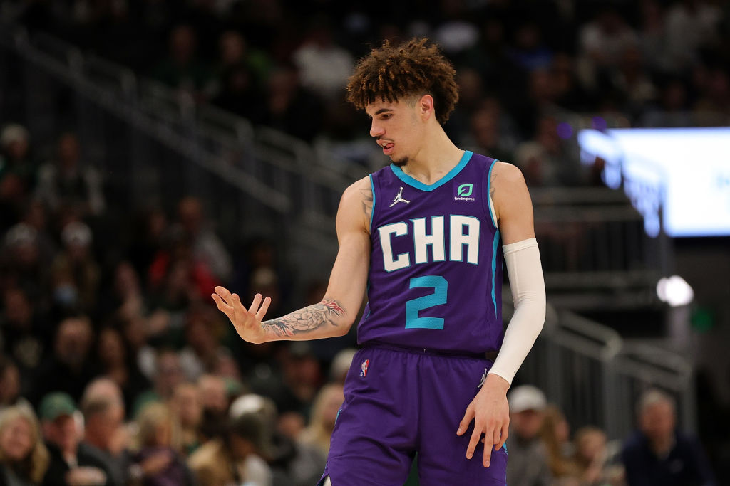 LaMelo Ball Hornets Bucks 2021