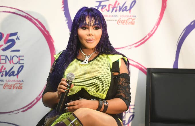 Rapper Lil Kim seen backstage during the 2019 ESSENCE Festival