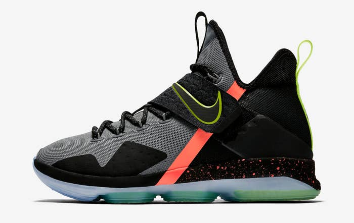 Nike LeBron 14 Out of Nowhere 852406 001 Profile
