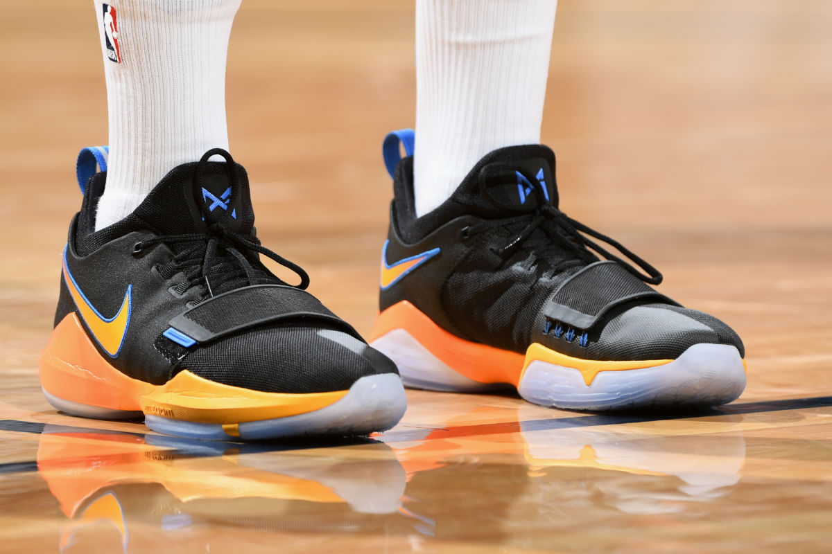 Paul george 1 black hotsell and yellow