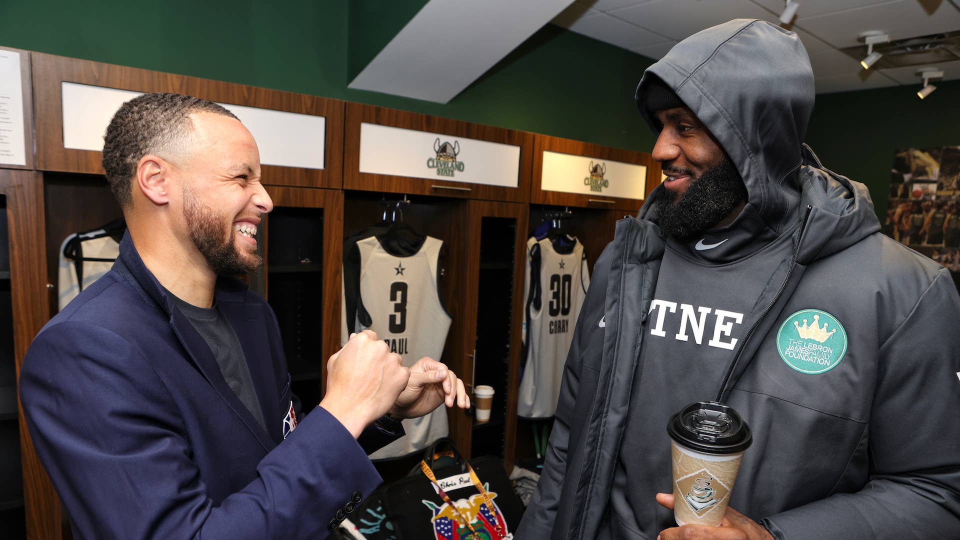 Stephen Curry #30 of Team LeBron talks to LeBron James.